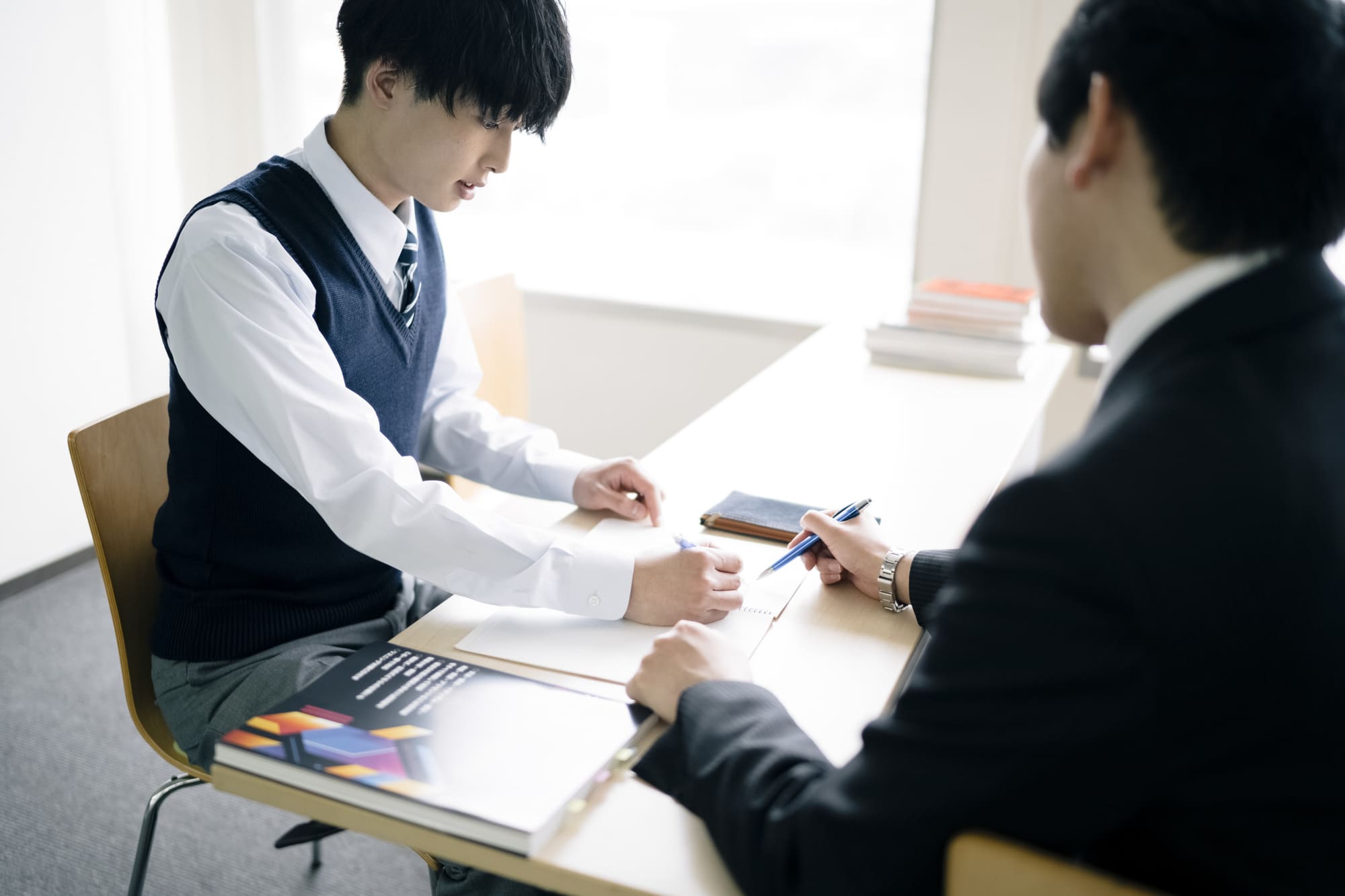 受験生と先生