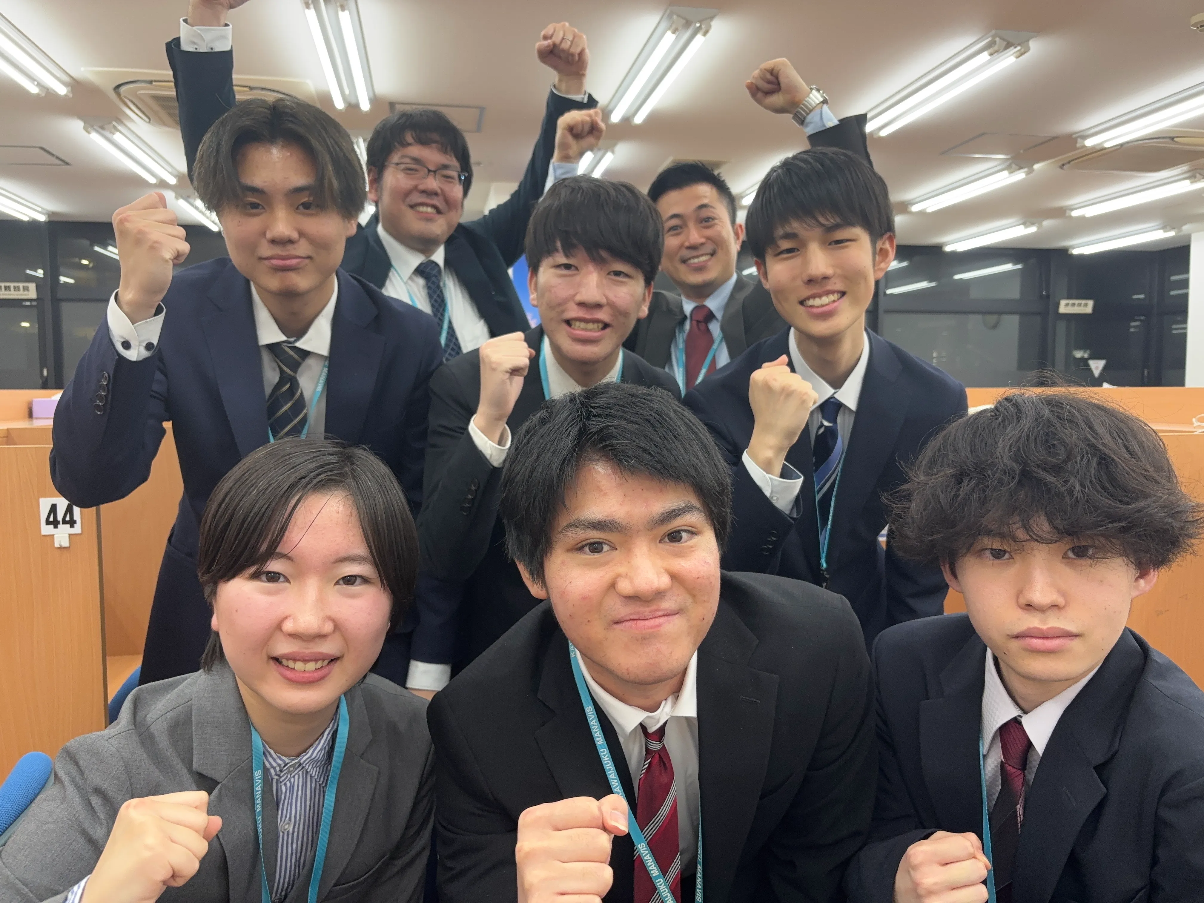 マナビスのアドバイザーがあなたをサポート