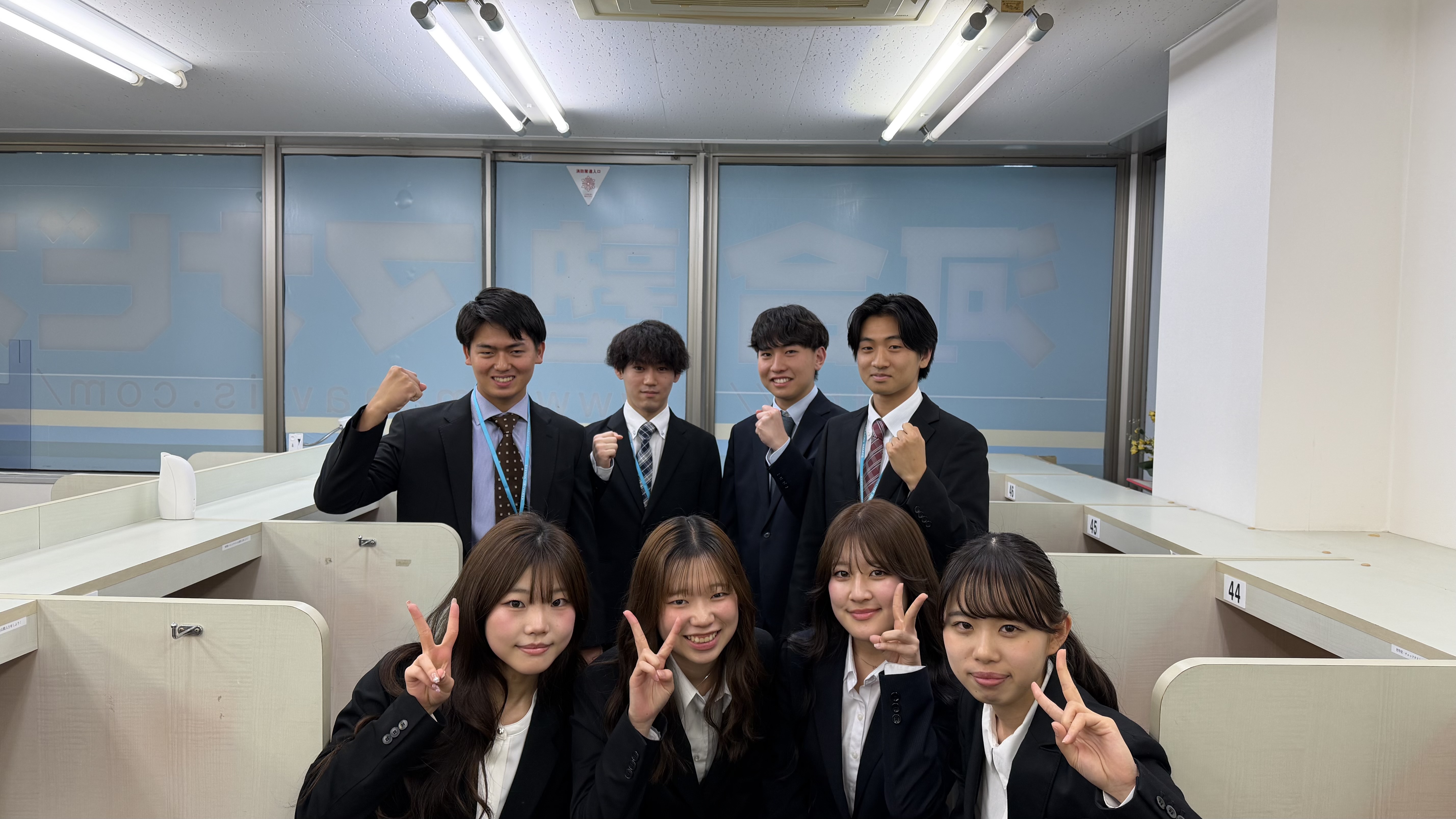 マナビスのアドバイザーがあなたをサポート